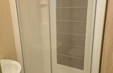 Fawn Lodge, Kelling Heath - Woodland Setting and Pets Welcome - Photo 17