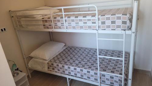 FREE HOUSE - Photo 3