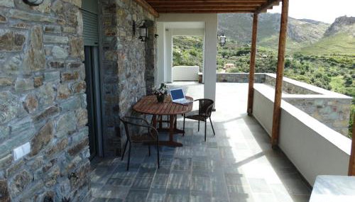 Balkonikarystos (To Mpalkoni tis Karistou) - Foto 1