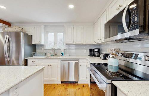 Cape Cod Playhouse - Foto 36