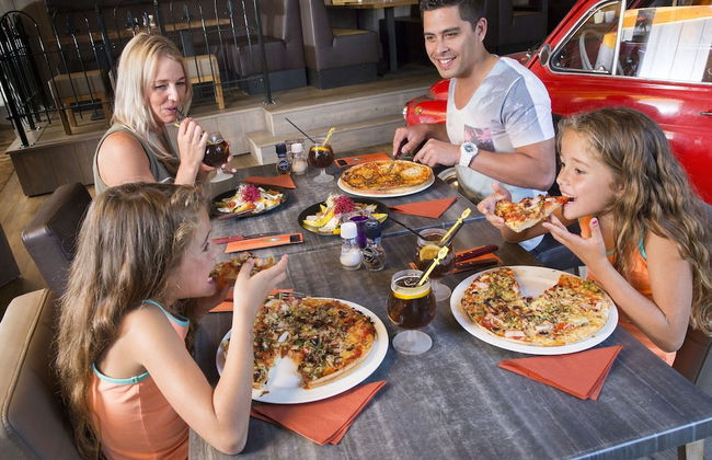 Group Getaway in Arcen - Photo 26