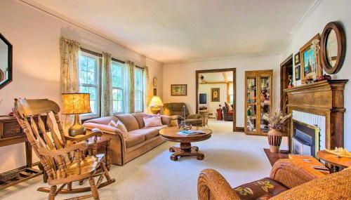 Elegant Home with Deck, 5 Blocks to Mayo Clinic - Foto 1