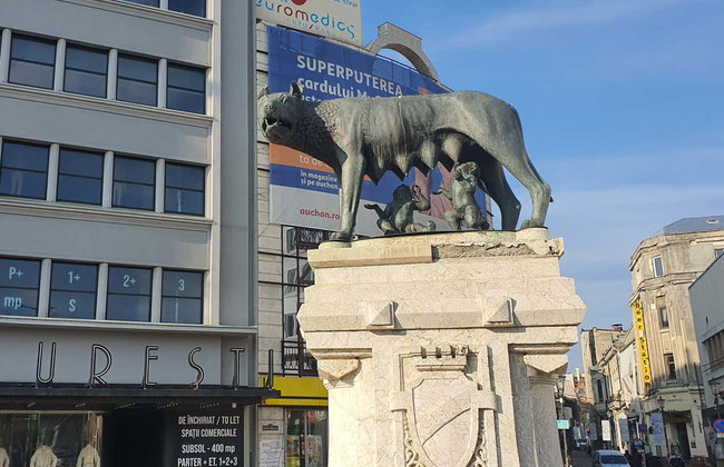 Tour privado por Bucarest - Foto 3