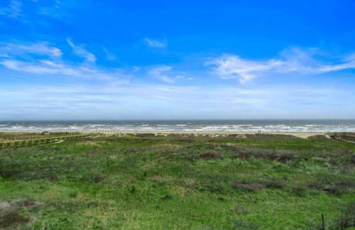 Secluded beachfront house with gorgeous ocean views - Foto 35