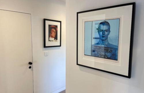 The Bowie is a David Bowie themed Smart House - Foto 79