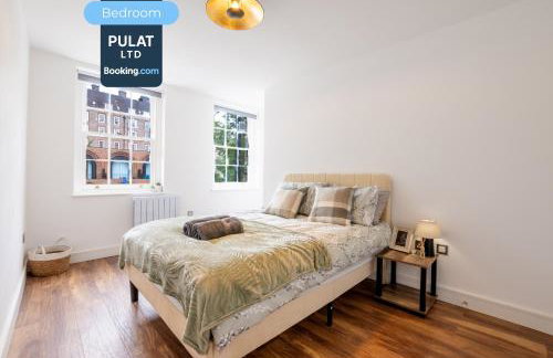 3BR Flat By Pulat Short Lets & Serviced Accommodation London With Pool Table, SmartTV & AC - Foto 26