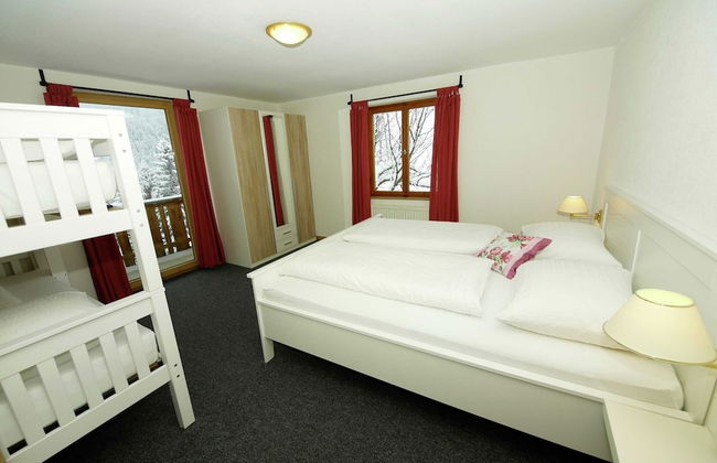 Spacious Holiday Home in Kappl With Terrace - Foto 6