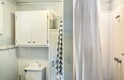 Authentic 1912 Adirondack Lake Camp with Fire Pit - Foto 13