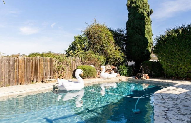Spacious and Bright 5-bedroom Oasis Pool and Yard - Foto 28