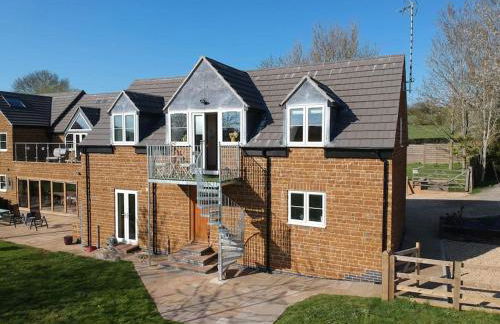 Field View - Photo 1