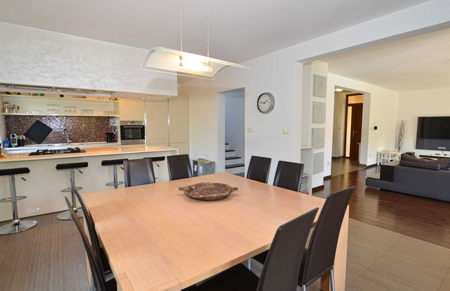 Sophisticated and Chic Villa With Pool - Foto 14