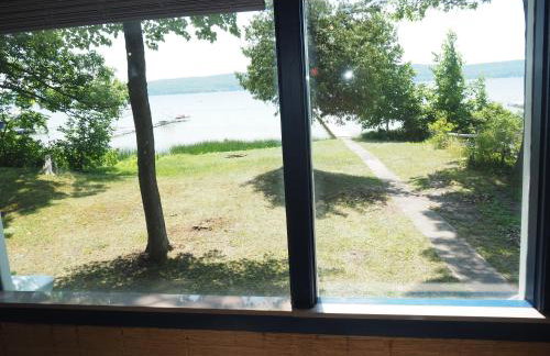 Cavalier Cottage - Private Lakefront w Kayaks! - Foto 16