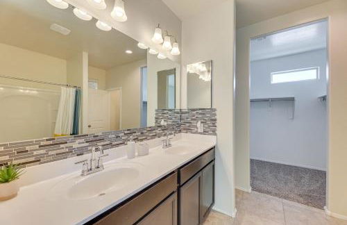 Family-Friendly Home with Playroom in San Tan Valley - Foto 15