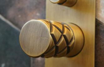 L A Boutique Suites with Private Hot Tub - Photo 32