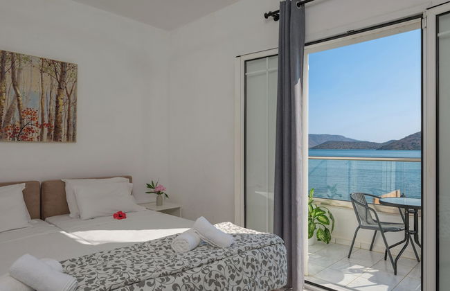 Hiona Seaside - Photo 8