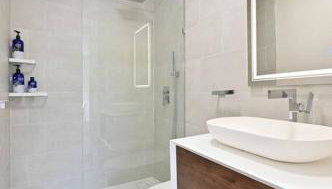 Modern one bedroom with private balcony - Foto 4, towels, Shower