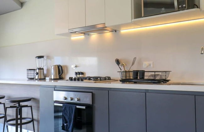 w Dazzling 1BR in Barranco - Photo 7