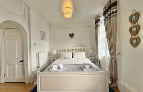 1 Cobb House - Photo 20