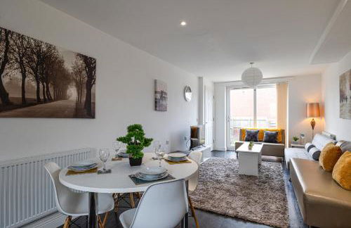 Stanley Sparkle Stays - 4BRooms, 4Beds, Prkg, Wifi - Foto 1