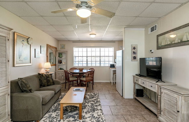 Buried Treasure by Silver Sands Vacation Rentals - Photo 7