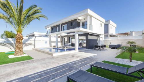 Casa Bos Dolpfin Wellness Luxury Entire Villa Pool & Jacuzzi Gran Alacant near Beach - Photo 1