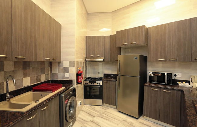 Marbella Executive 2 Bedrooms - Photo 15