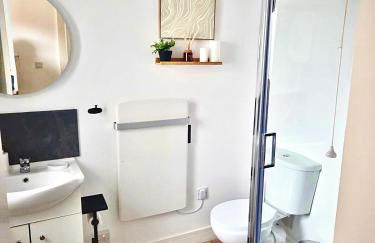 Charming Apartment in Nottingham FREE onsite parking - Foto 8