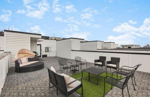 Home with Rooftop Deck & Garage, 2 miles to Downtown Broadway - Foto 6