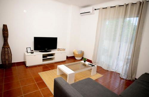 Pool and Garden Village-near beach - Foto 12