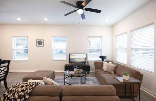 5 Min to Elon - 7 Min to Downtown - Washer and Dryer - Foto 62