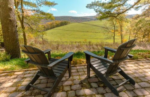 Charming Little House at Buckleberry View EV Recharge Gorgeous View Hot Tub - Foto 15