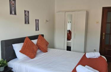 Light Spacious Almada Apartment - Foto 2