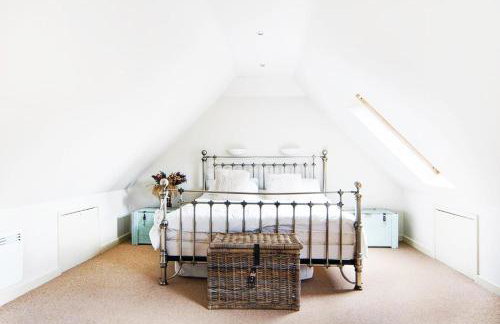 Idyllic rural retreat, easy access to Cambridge - Photo 1