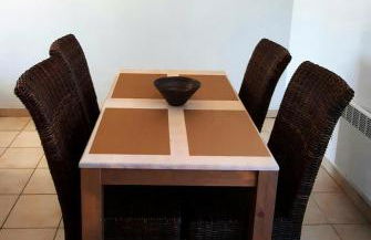 Chez Ced et Laeti, Appartement privé avec jardin et terrasse dans résidence l'estuaire muni d'une piscine couverte et aire de jeu, Linge de lit et de salle d'eau ainsi que télé, compris dans le tarif Profitez à fond de notre belle région - Foto 11