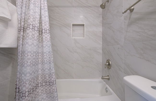 Bayview Beach Condo - Foto 14