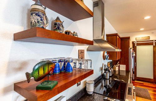 Starboard Point: Stunning Luxury Condo in the heart of DL! - Foto 30