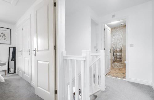 Contractors Retreat 3 bedroom house, sleeps up to 7, free parking - Foto 44