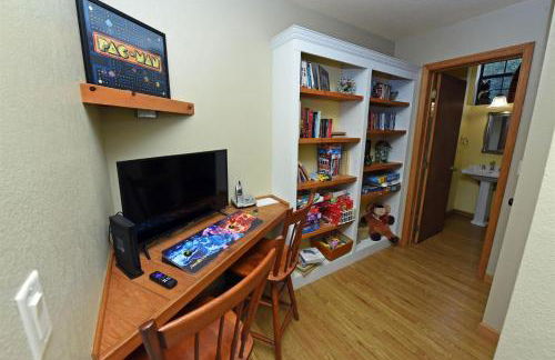 Over The Moon | Blairsville GA - Foto 32