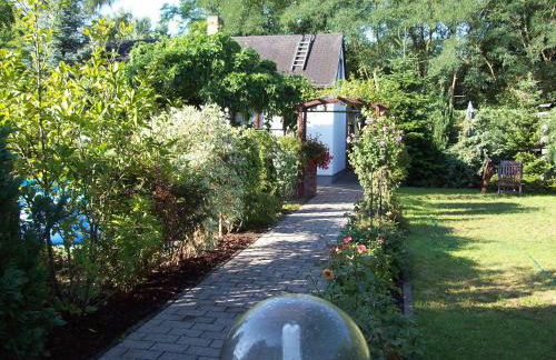 Cottage near centrum, paradise - Photo 3