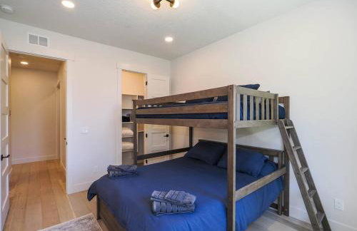 Luxury 4BR Mountain Retreat Near Sundance Resort - Foto 56