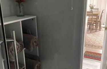 7F Cwtch Cymru Lodge, Caer Beris Holiday Park - apologies commercial vehicles not allowed on site - Foto 2