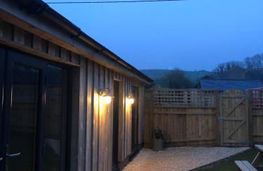 Caretakers Hideaway - Photo 1