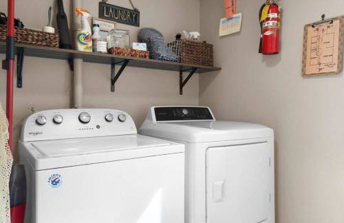 Charming and Cozy Private Home Walking Distance to Downtown - Foto 31