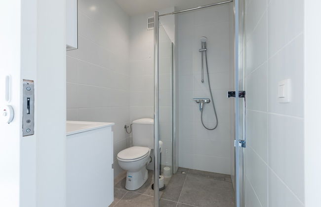 Modern, Renovated Studio With Open Views - Foto 13