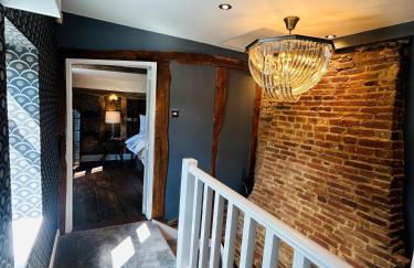 The Foremans House, With Hot Tub, A luxurious Historical pre 16th Century Grade II Listed House, location Essex in a picturesque Village, Country Pub In walking Distance - Foto 49