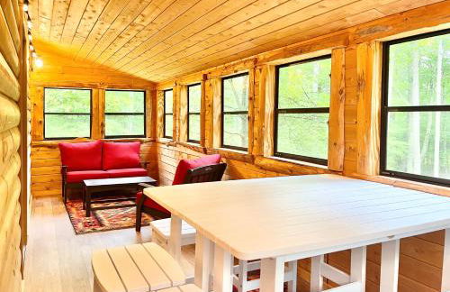 Adirondack Mountain Cabin with Hot Tub, Near Whiteface, Lake Placid, Fire Pit, Game Rm - Foto 21