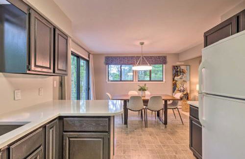 Unique Southampton Getaway with Rooftop Deck! - Foto 24