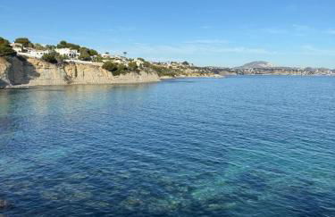 Paraíso Familiar en Marisol Park Bungalow con Piscina, Tenis y Parking - Foto 15