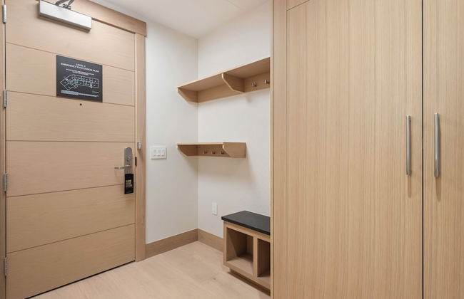 Snowmass Lux Getaway by Snowmass Vacations - Photo 12