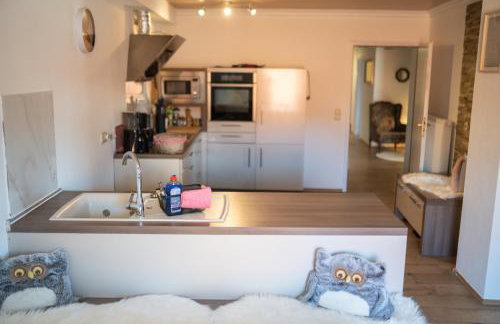 Cozy Apartment Hideaway 170 qm - 5 min zur Autobahn - Self Check-In - Foto 24